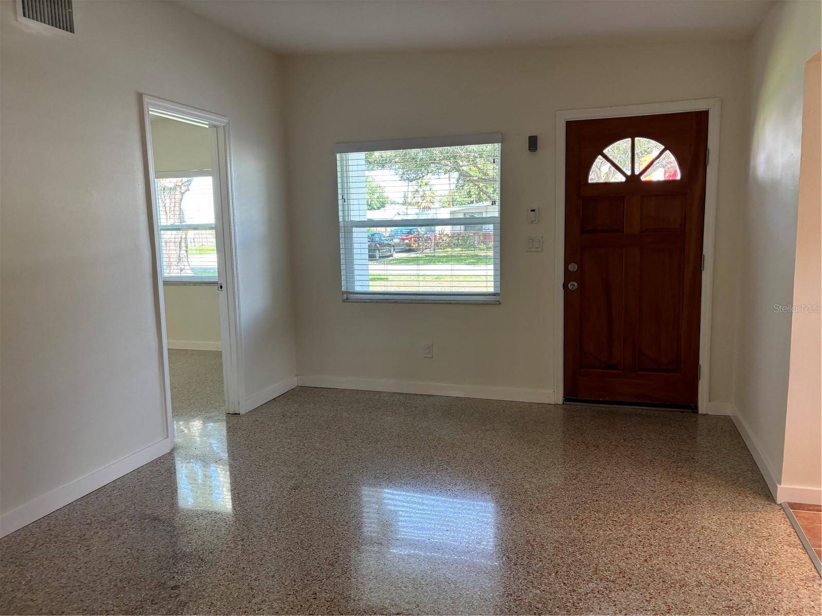 2822 W LEILA AVE, Tampa, FL 33611