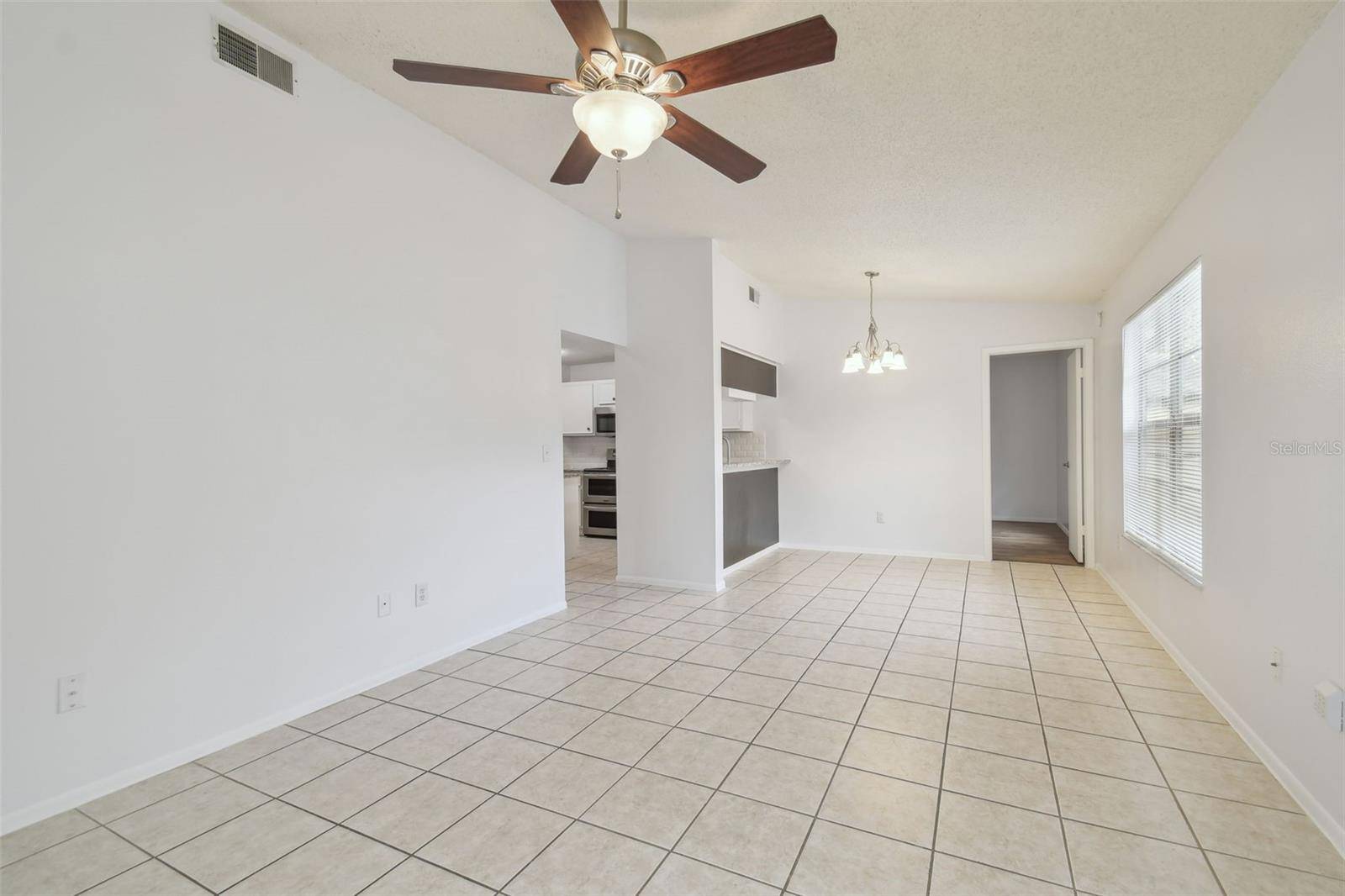 3964 DREAM OAK PL #201, Tampa, FL 33613