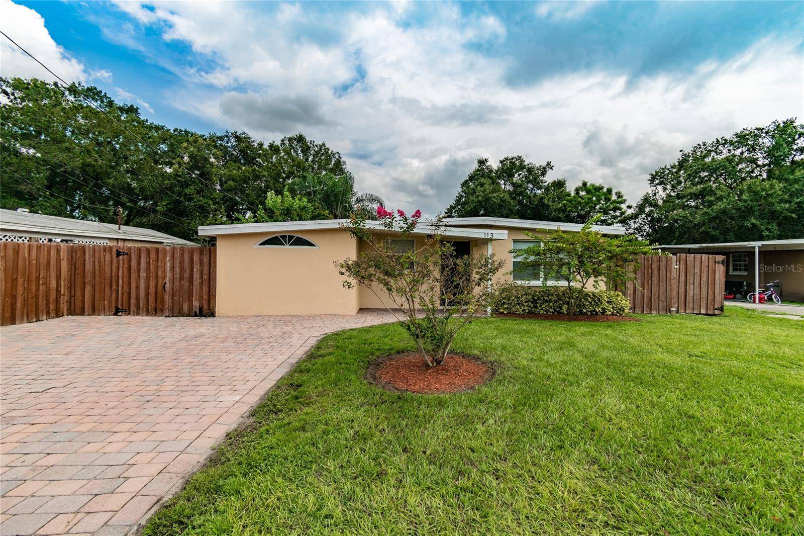 113 STOODY AVE, Auburndale, FL 33823