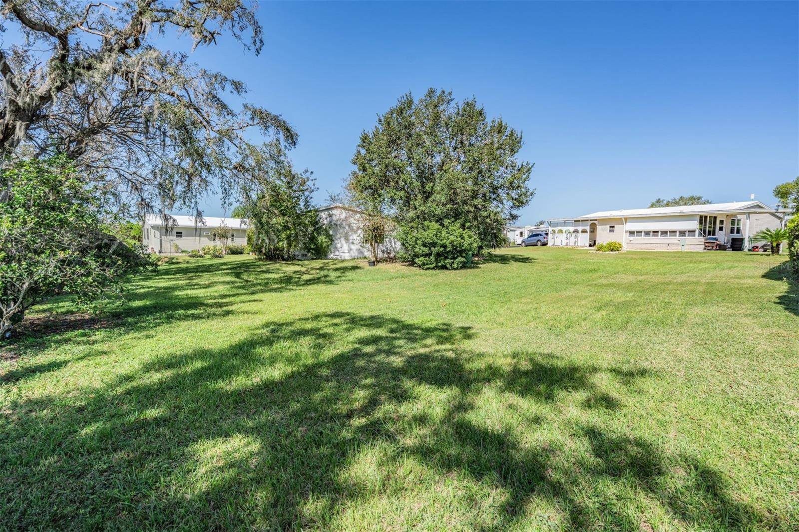 37700 NEUKOM AVE, Zephyrhills, FL 33541