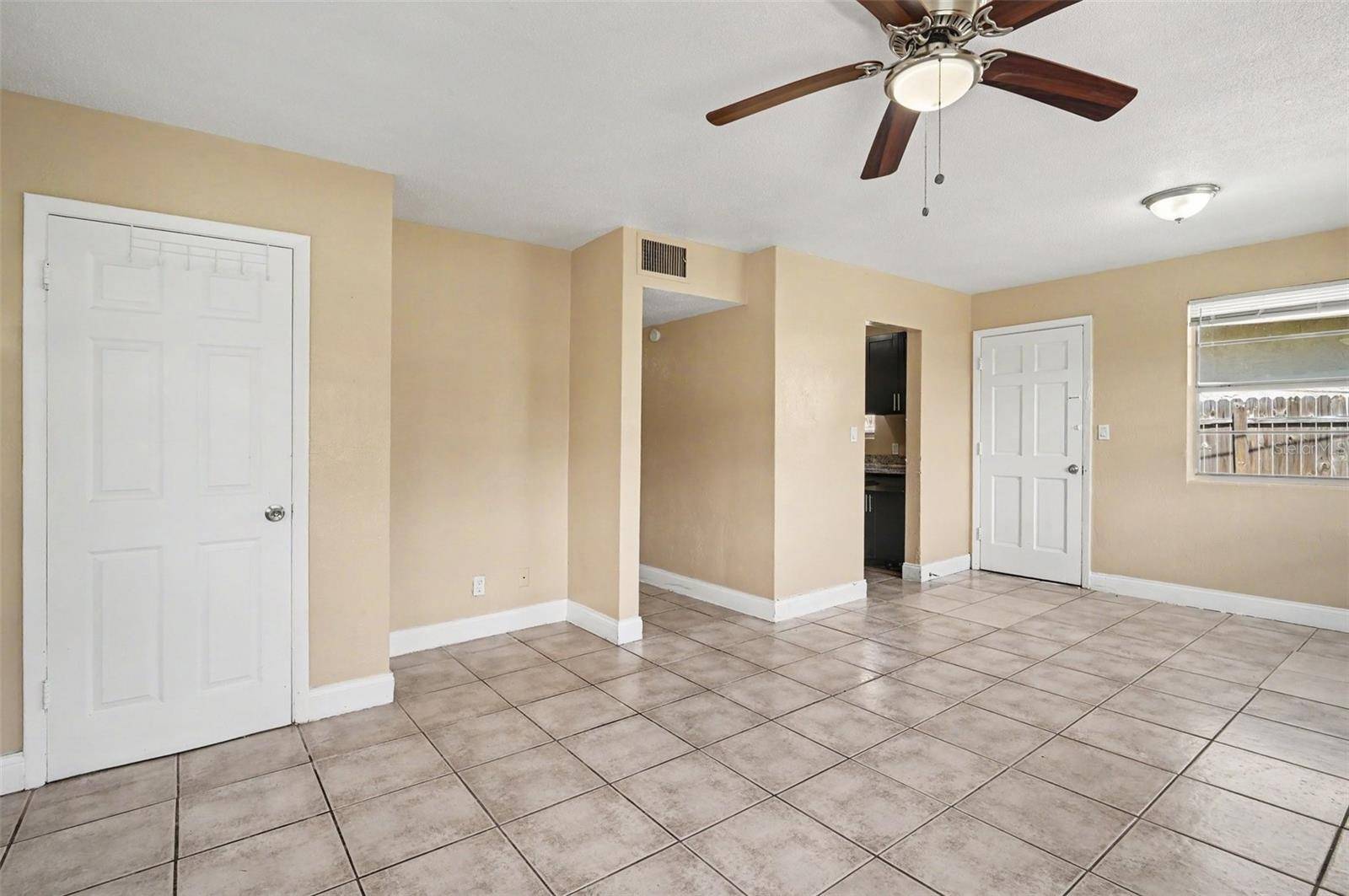 508 S CAROLINE ST, Daytona Beach, FL 32114