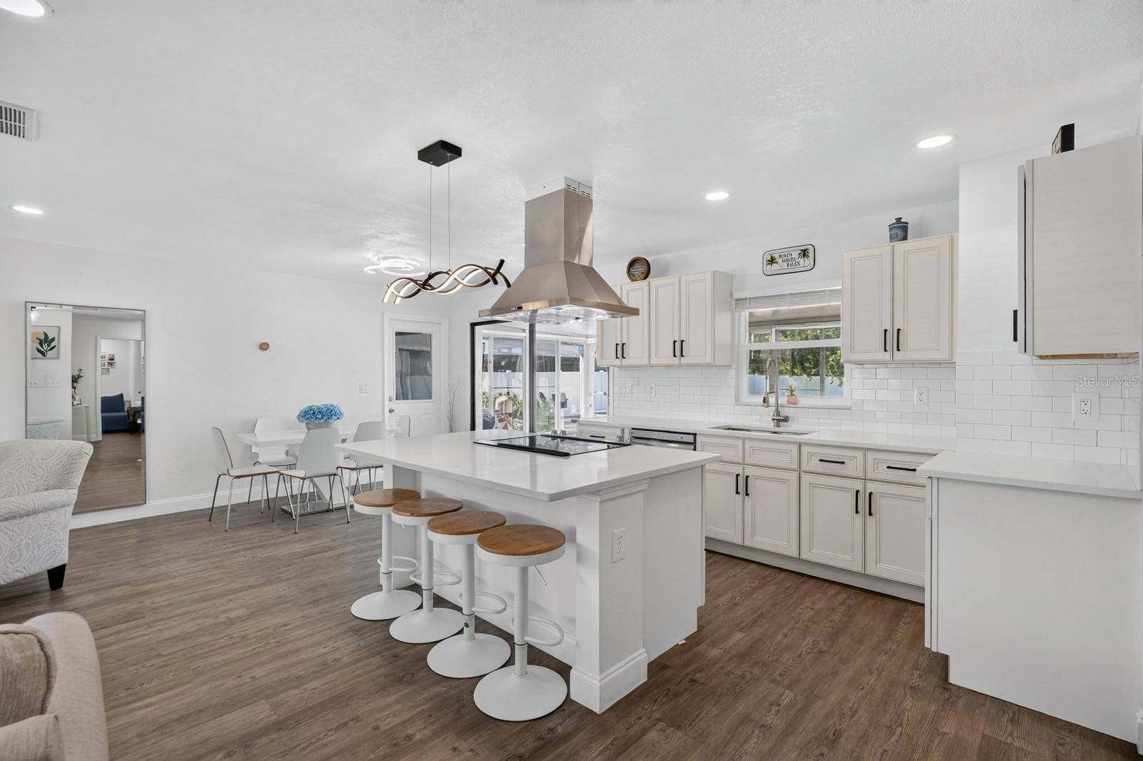 11 FERRIS LN, Palm Coast, FL 32137