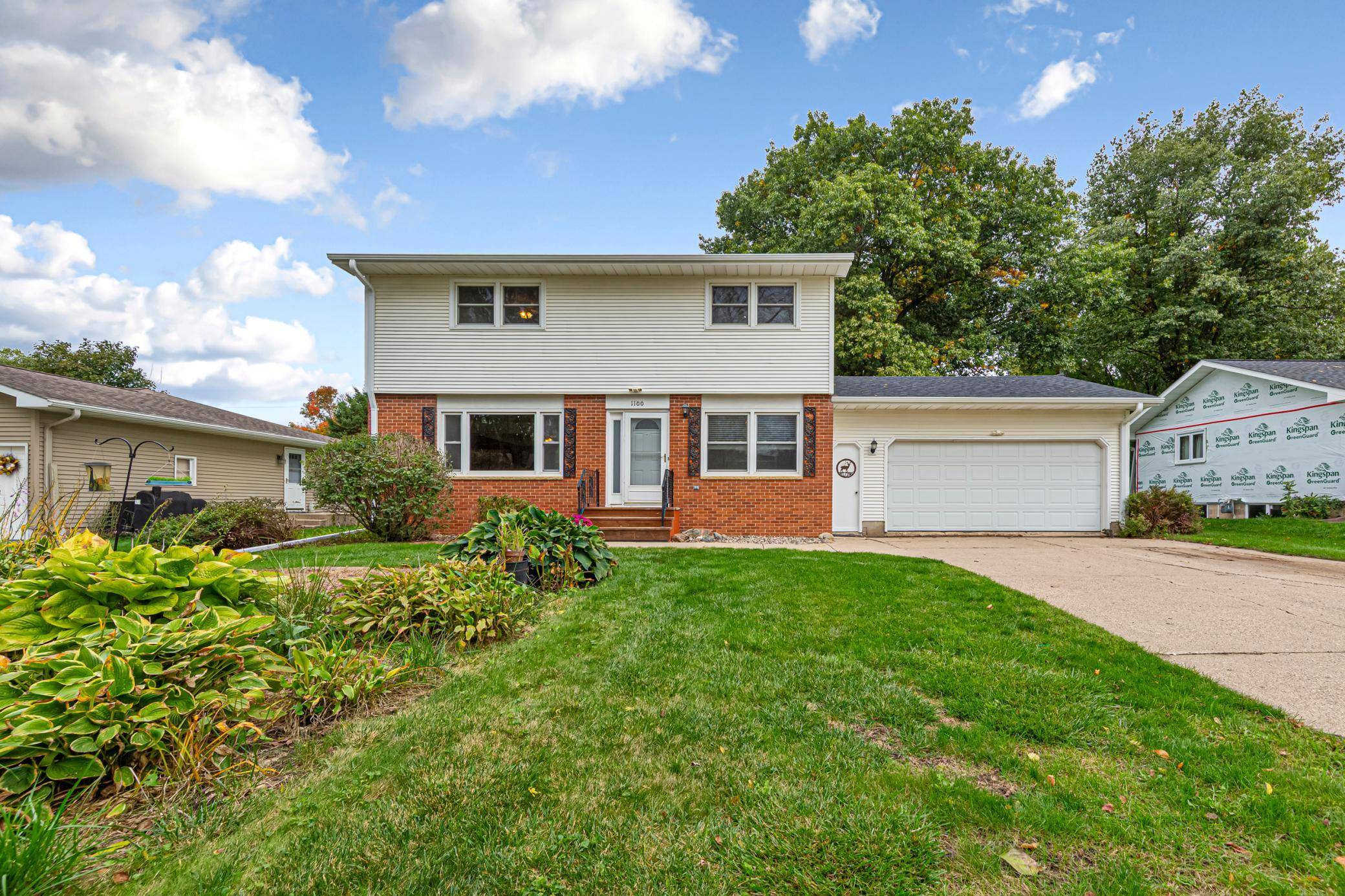 1100 Mitchell DR, Faribault, MN 55021