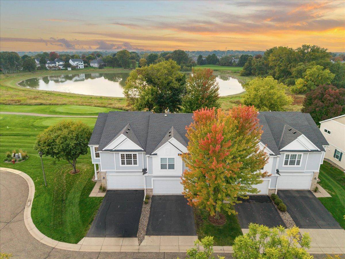 2226 Saint Johns CIR, Woodbury, MN 55129