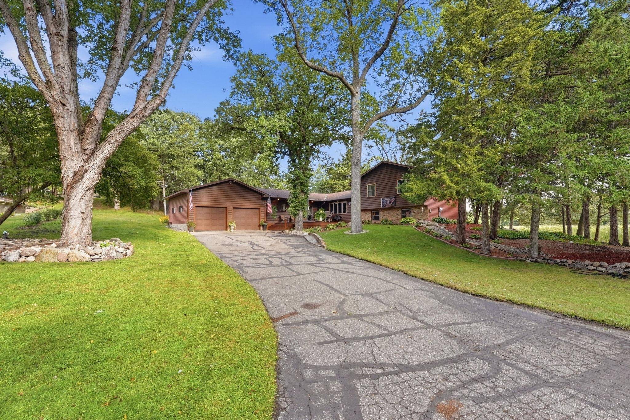 7452 158th AVE NE, Spicer, MN 56288