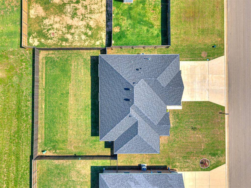 4526 Red Bird RD, Shawnee, OK 74804