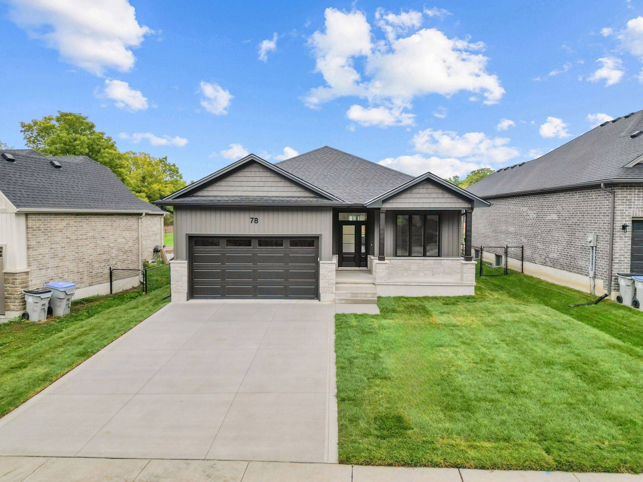 78 Queen ST, North Middlesex, ON N0M 1A0