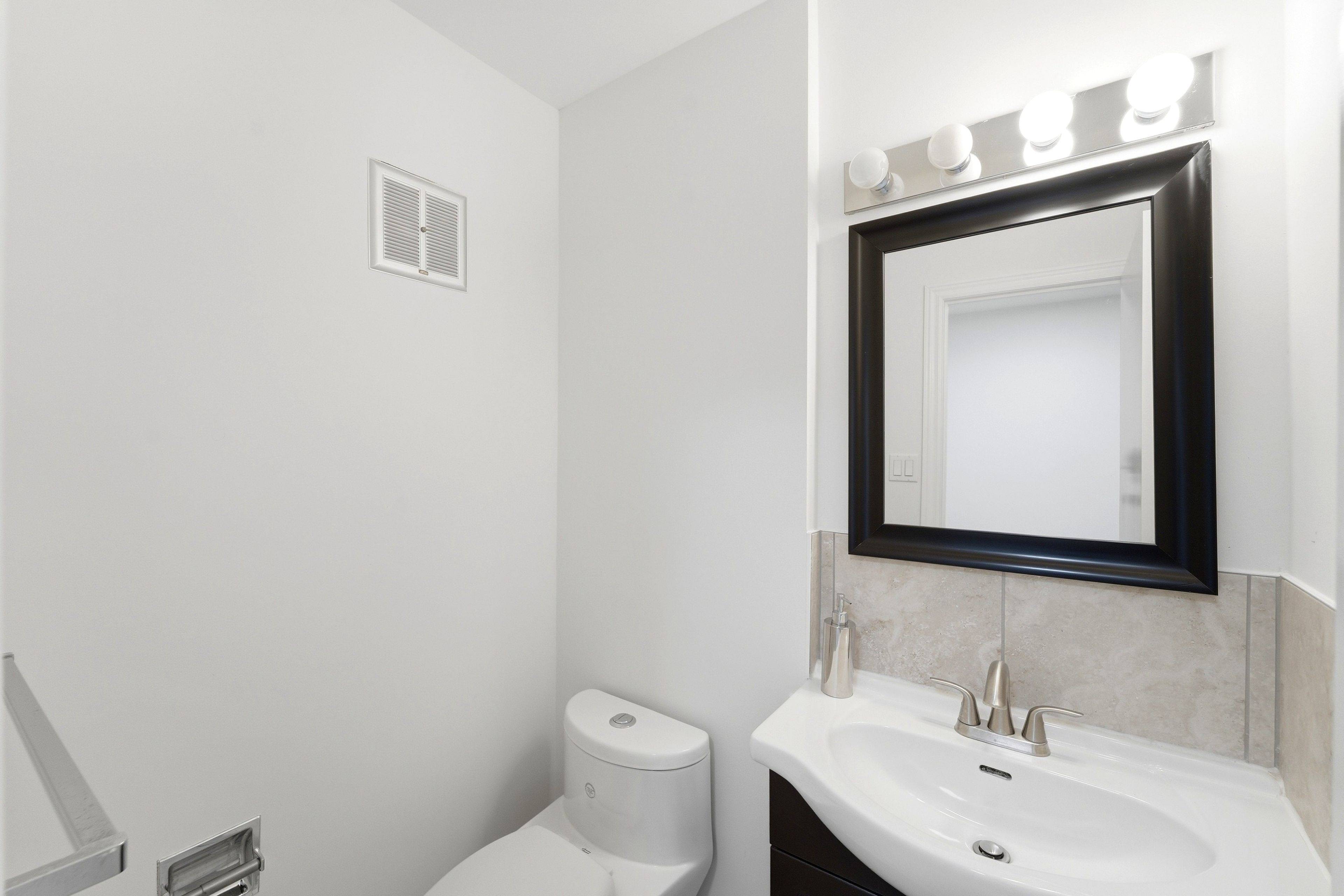92 St Andrews DR #92, Hamilton, ON L8K 6H4