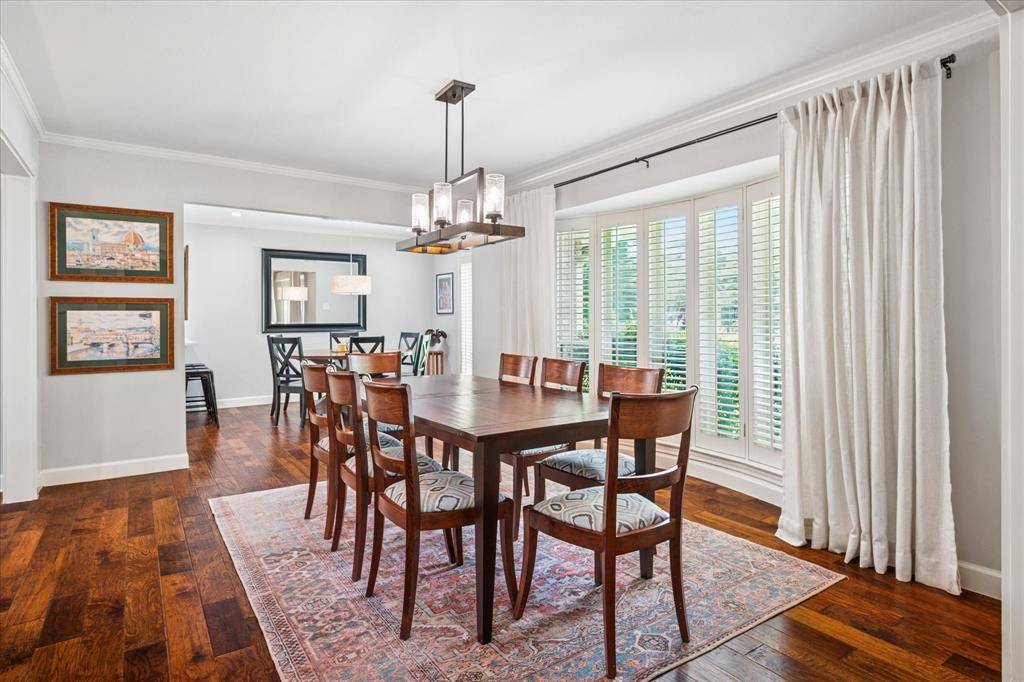 3334 Regent Drive, Dallas, TX 75229