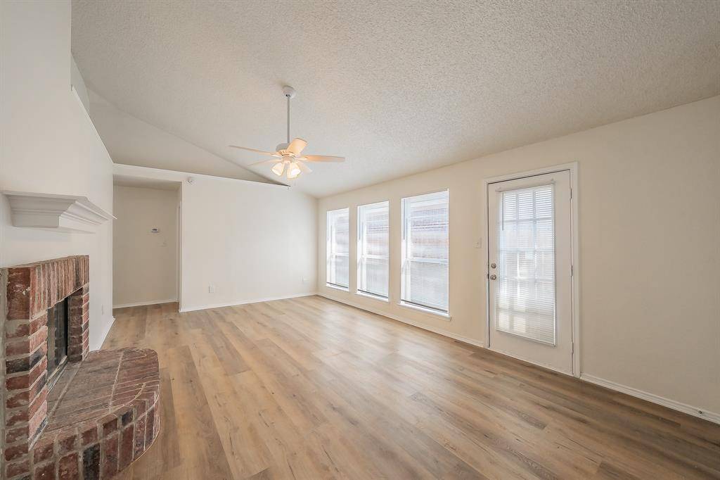 3745 Chaddybrook Lane, Fort Worth, TX 76137