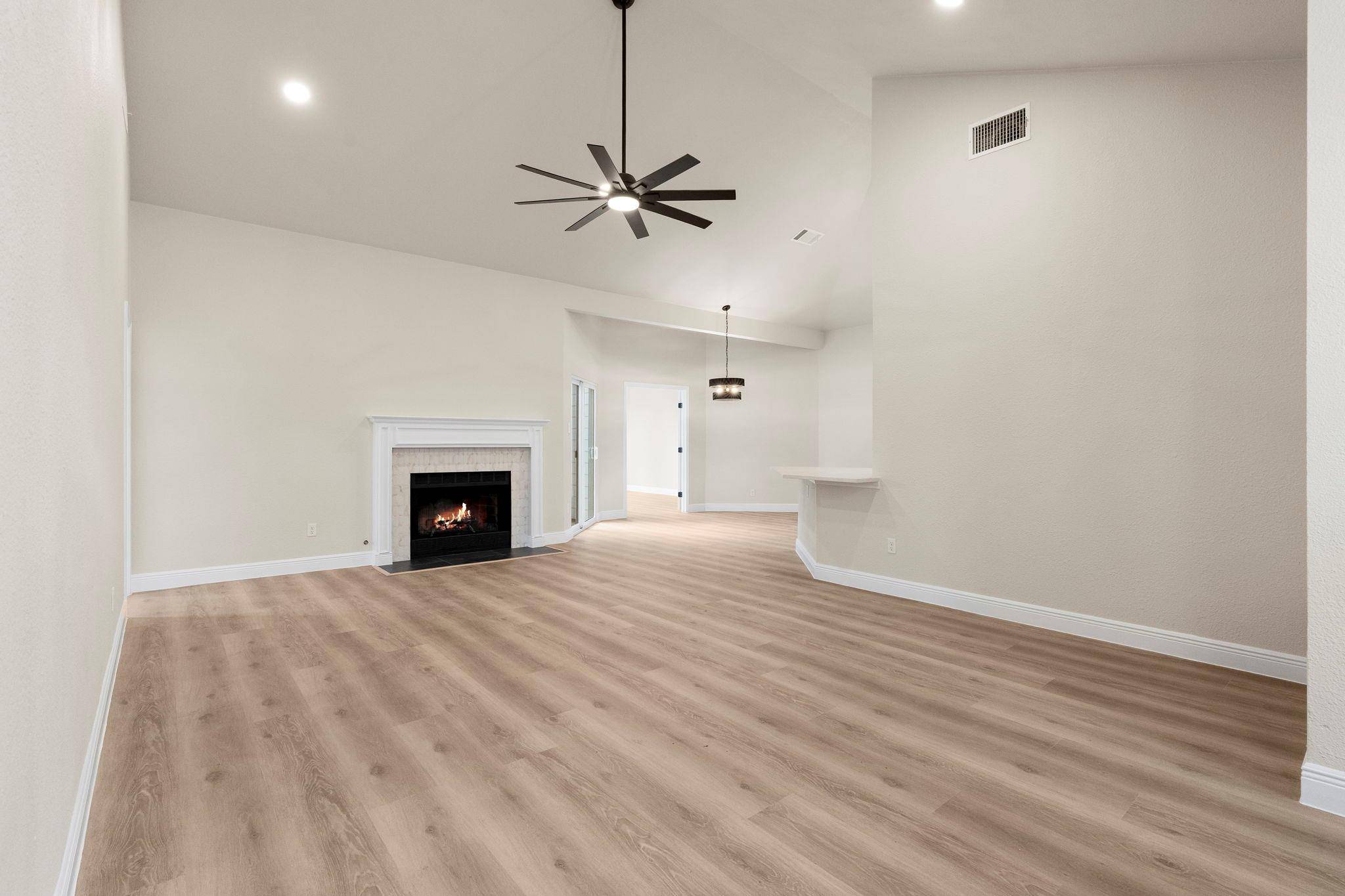 14611 Sandy Side DR, Austin, TX 78728