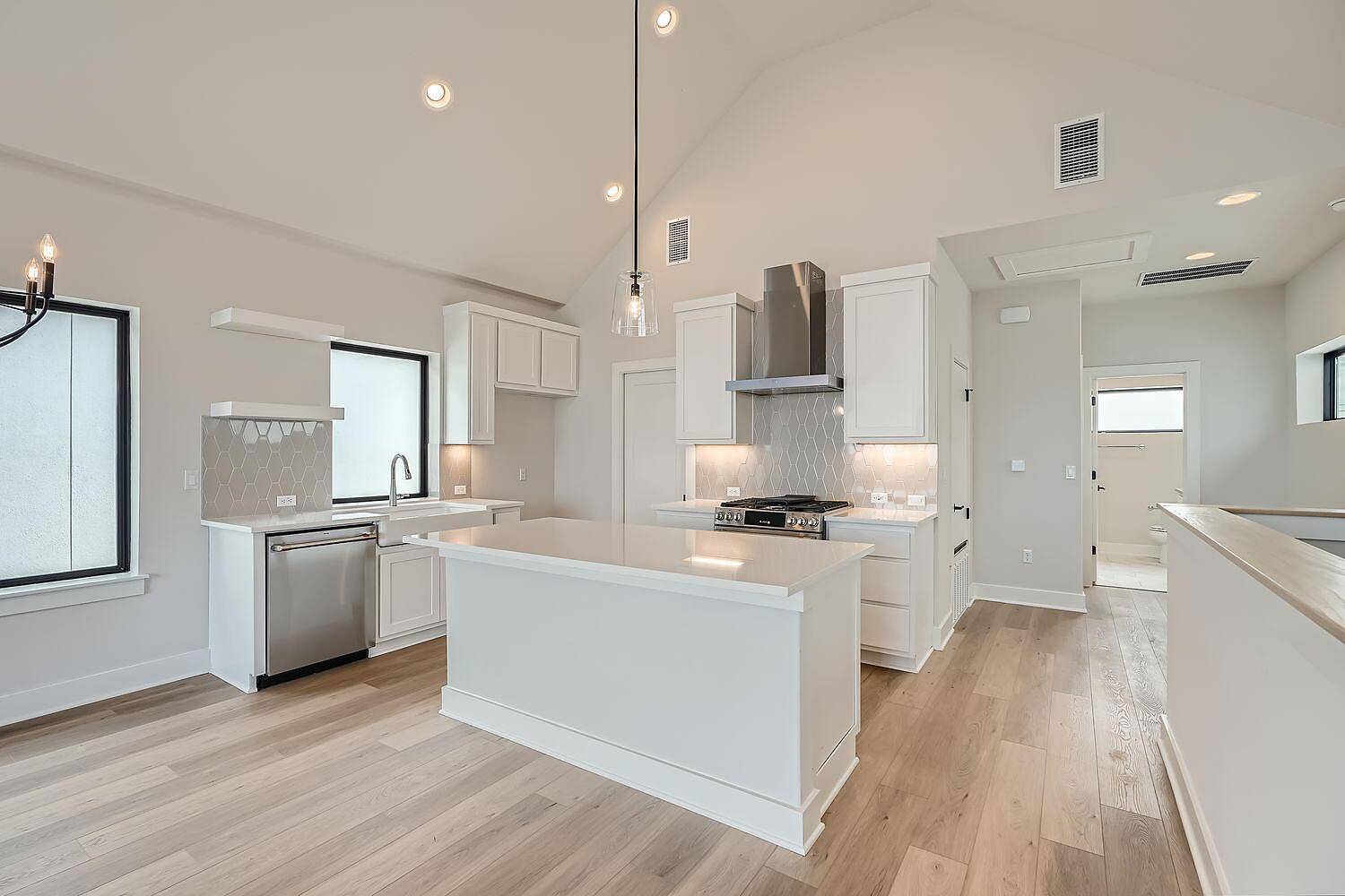 9029 Cattle Baron PATH, Austin, TX 78747