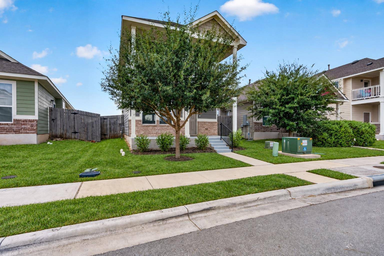 2916 Brand Iron DR, San Marcos, TX 78666