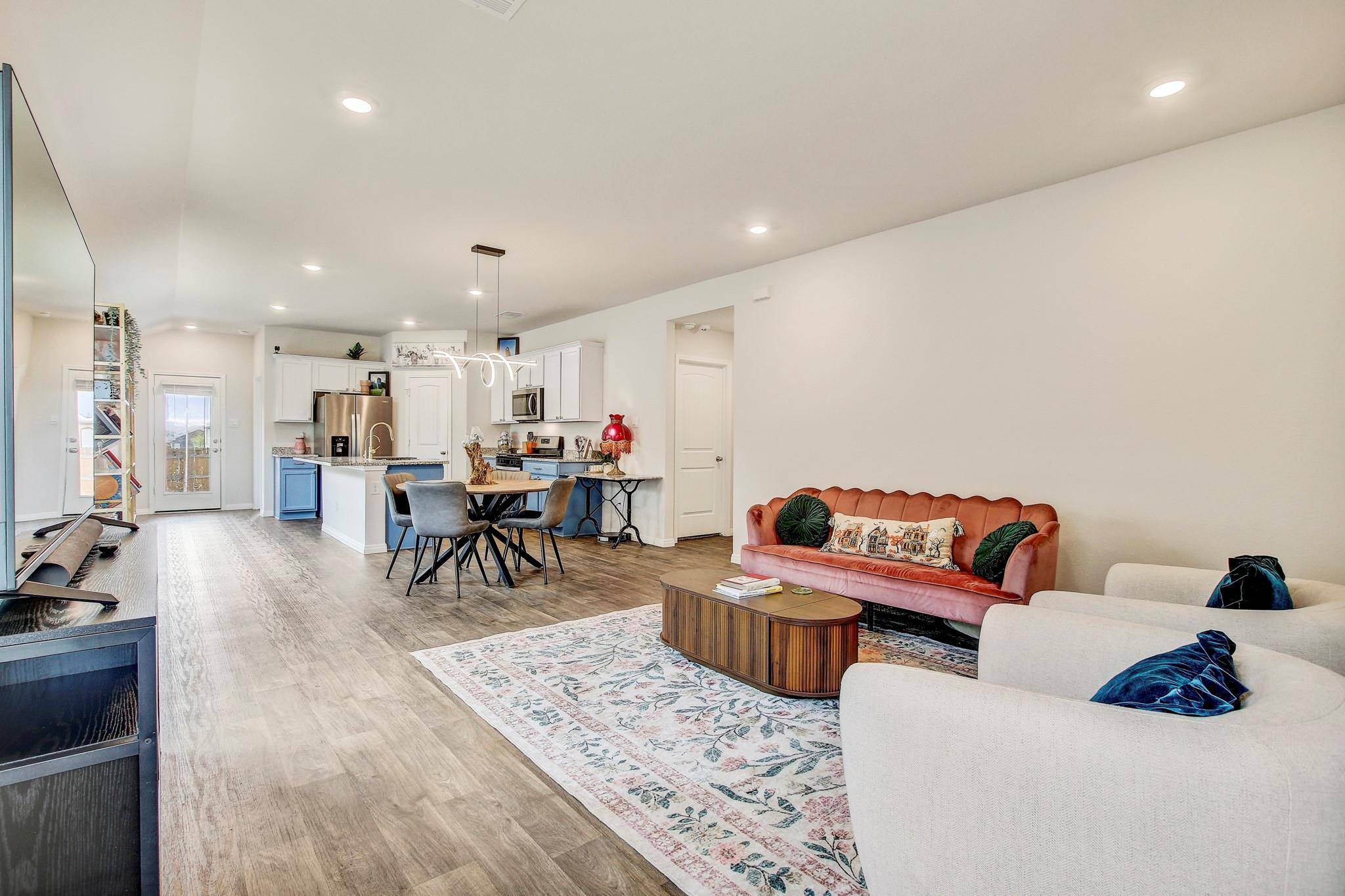 140 Texas Palmetto CIR, Kyle, TX 78640