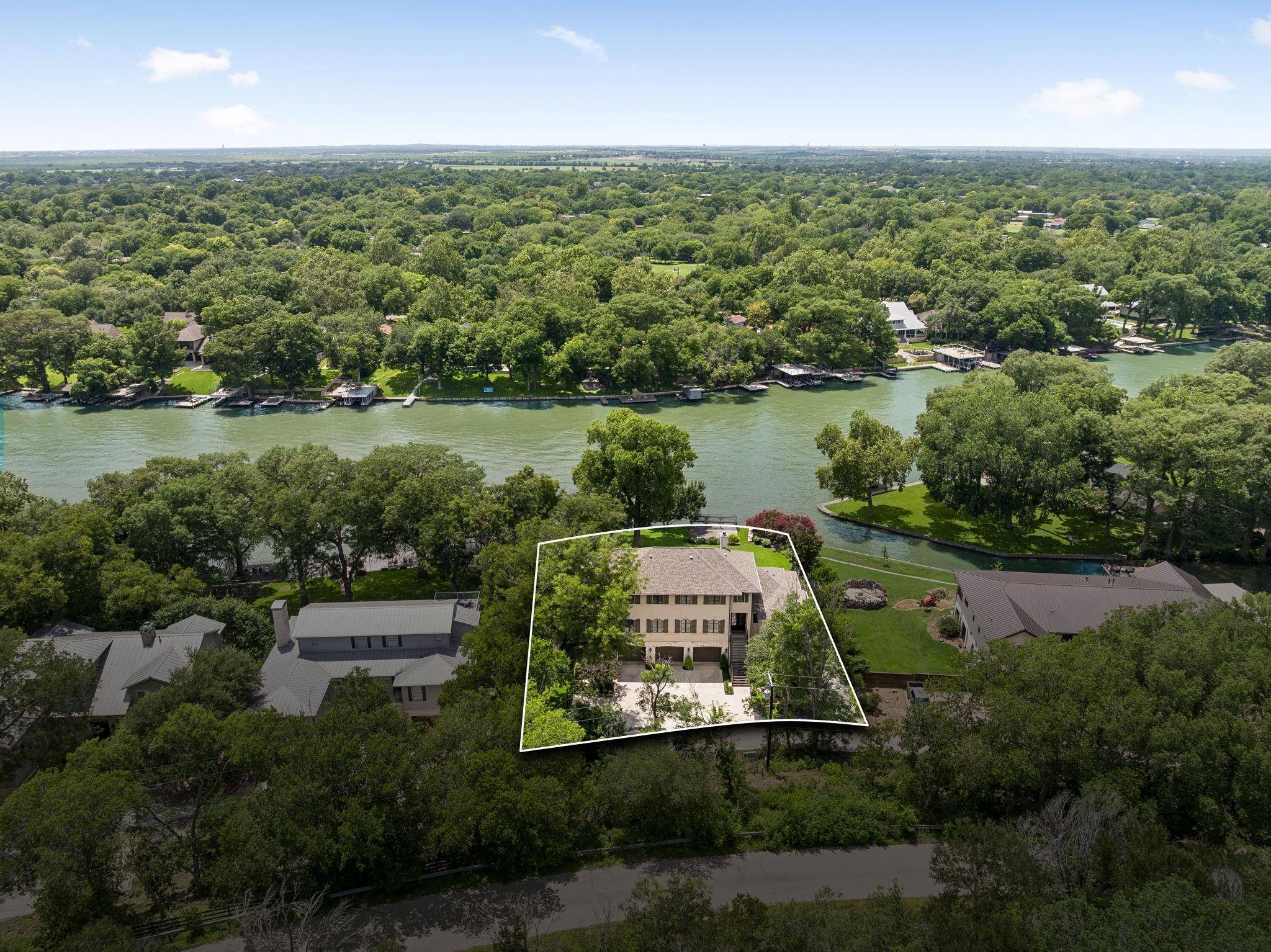 232 Laguna Rio, Seguin, TX 78155