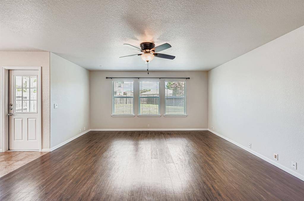 142 Sassafras CV, Kyle, TX 78640
