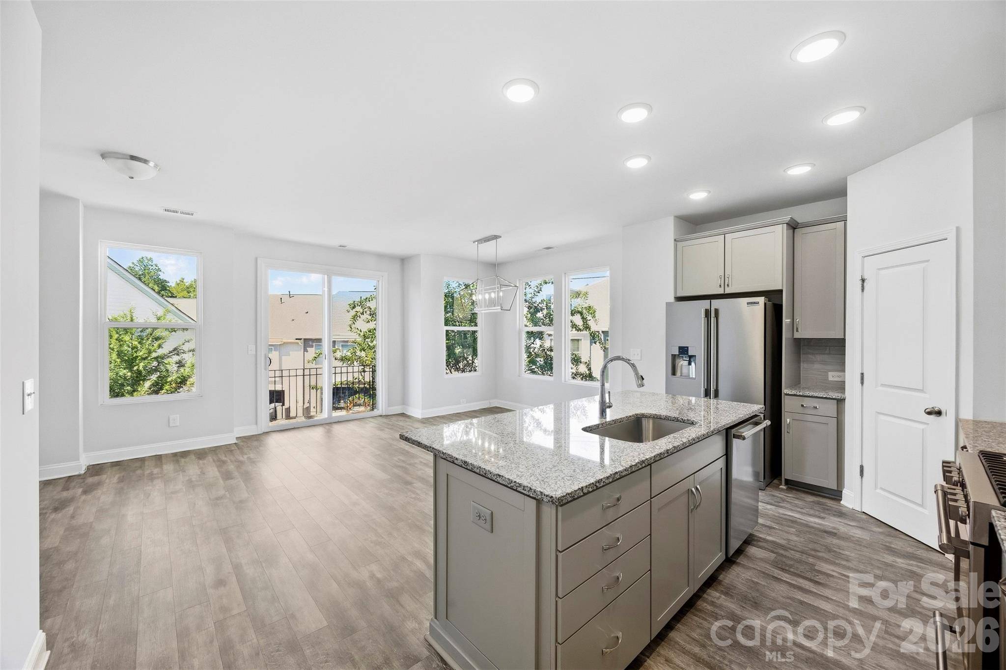 1432 Winding Stream RD, Charlotte, NC 28206