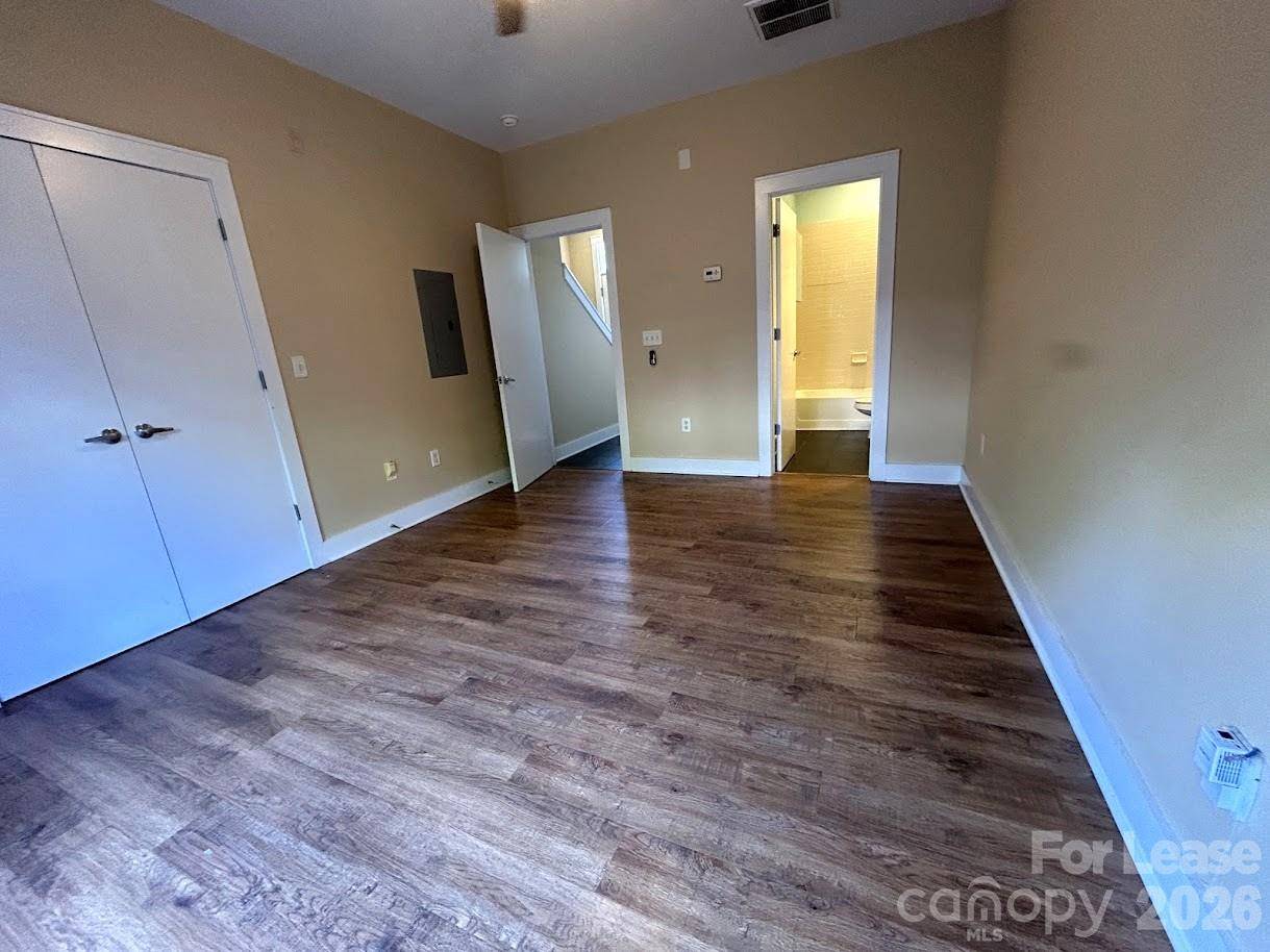 937 E 7th ST, Charlotte, NC 28204