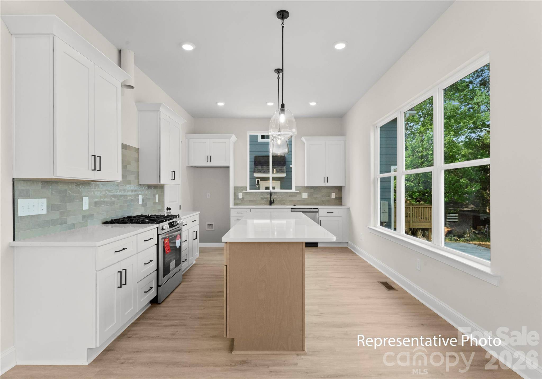 708 Ann DR, Belmont, NC 28012
