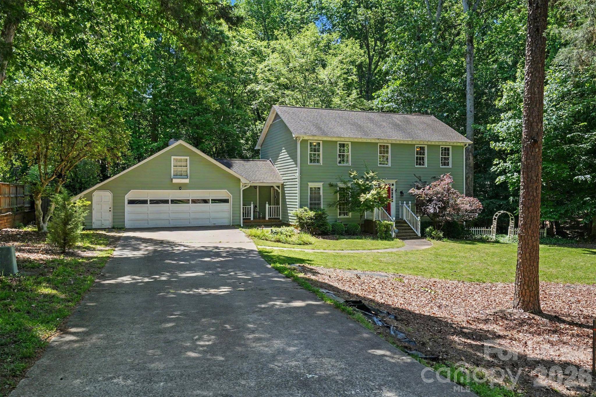 5812 Camelot RD, Charlotte, NC 28270