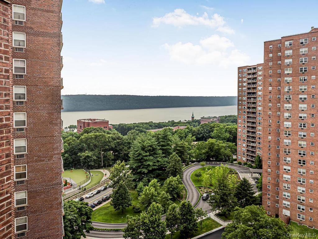 5800 Arlington AVE #16A, Bronx, NY 10471