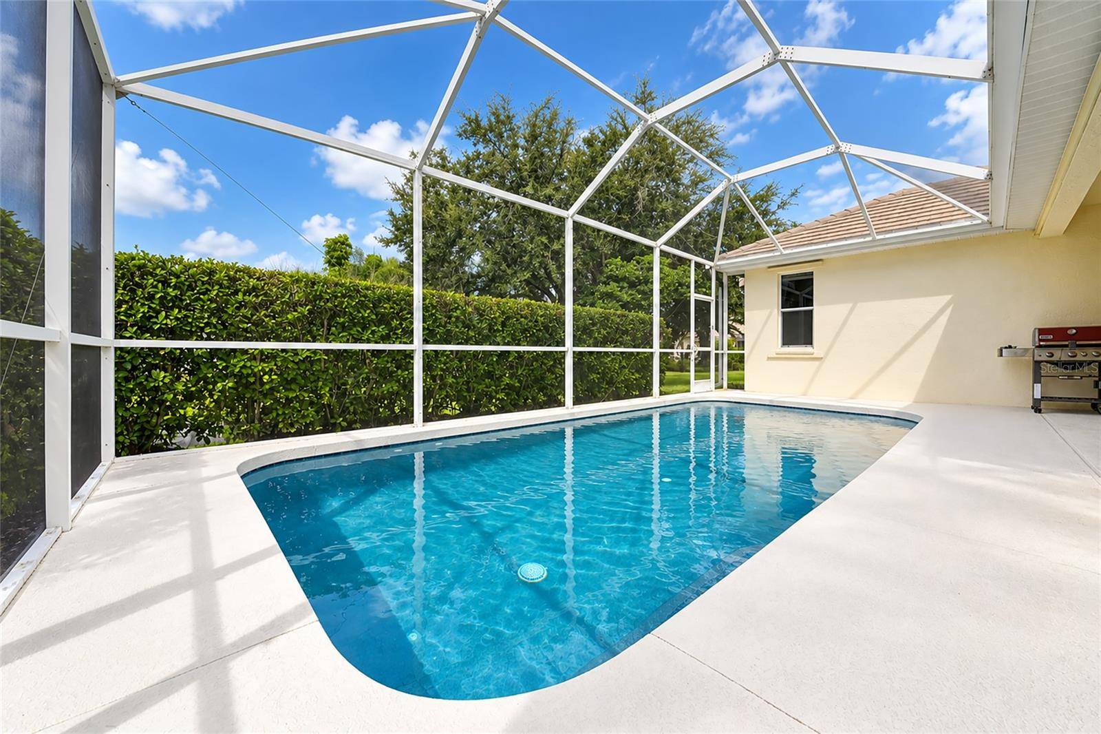 6256 DONNINGTON CT, Sarasota, FL 34238