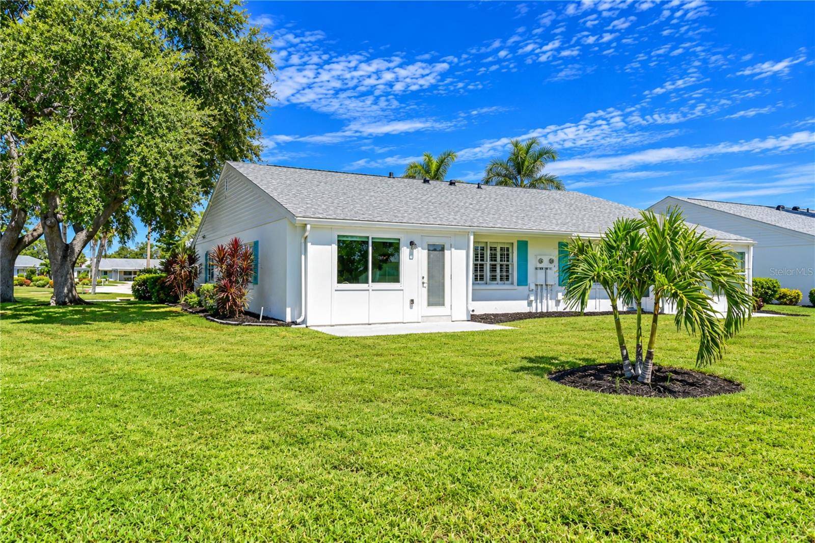 9416 CONCORD CIR, Bradenton, FL 34210