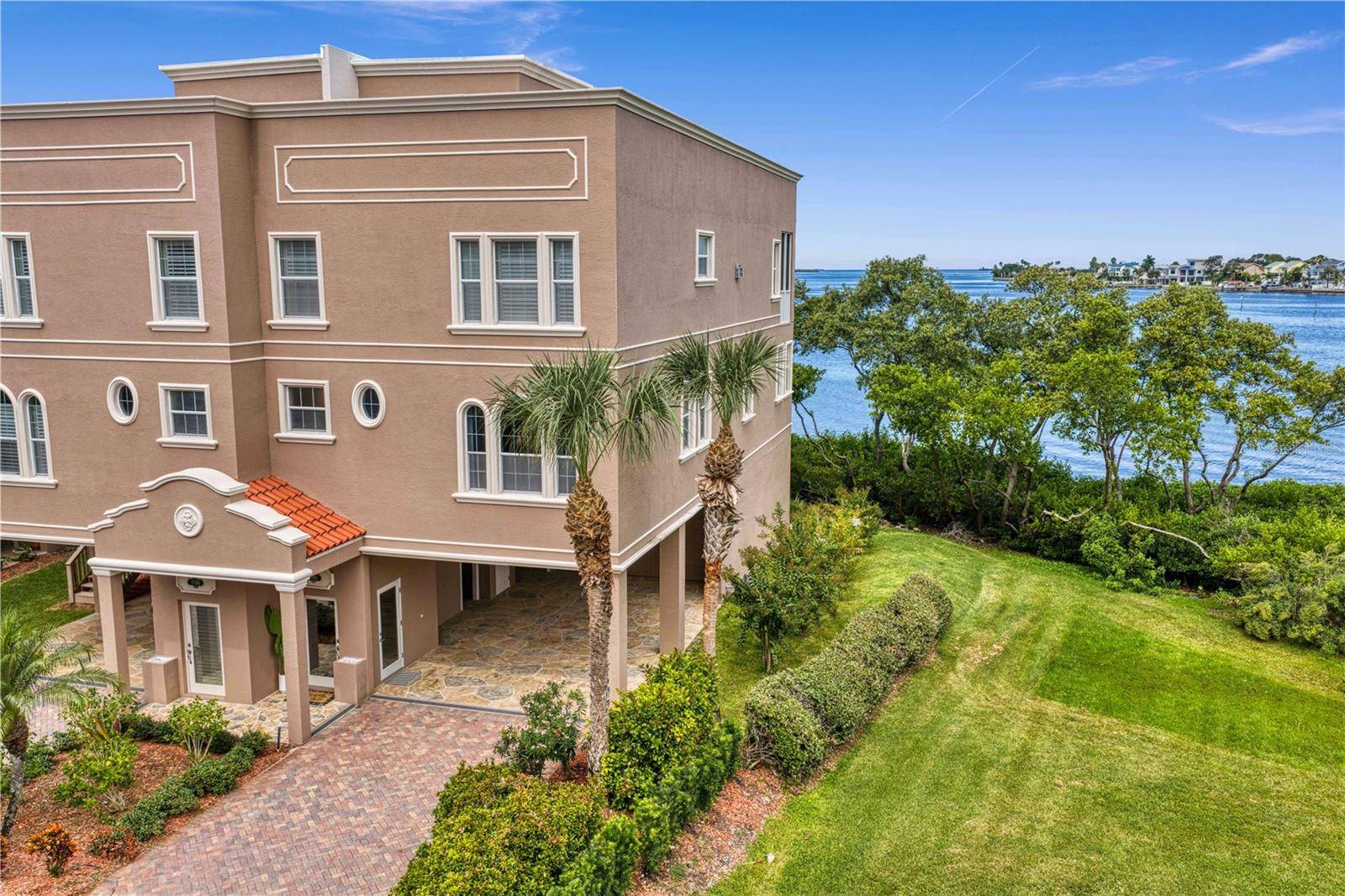 2762 RESERVE CT #107, Dunedin, FL 34698