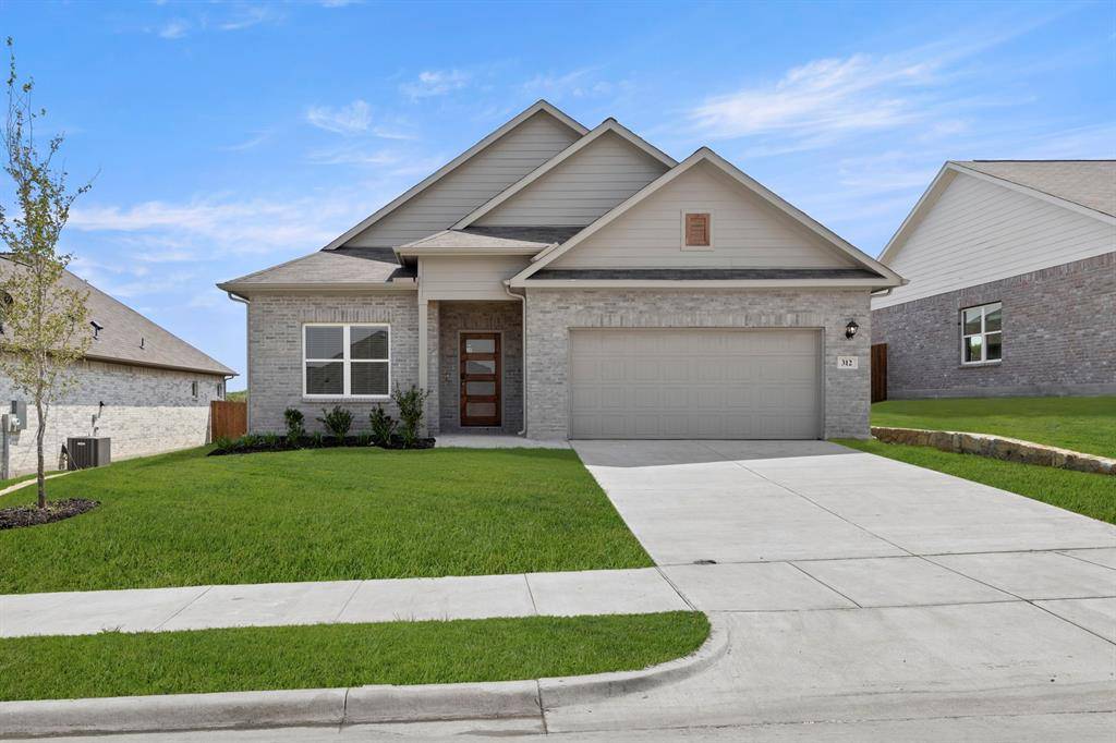 312 Heritage Grove Road, Blue Ridge, TX 75424