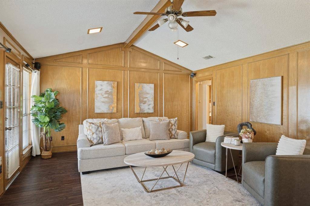 1721 Guildford Street, Garland, TX 75044