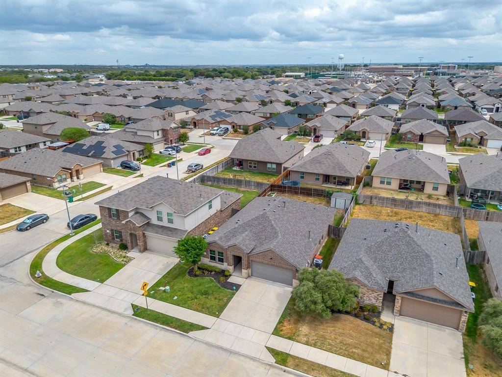 10345 Fort Crockett Trail, Crowley, TX 76036
