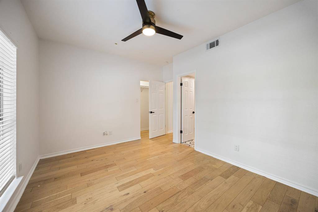 9801 Royal Lane #701, Dallas, TX 75231