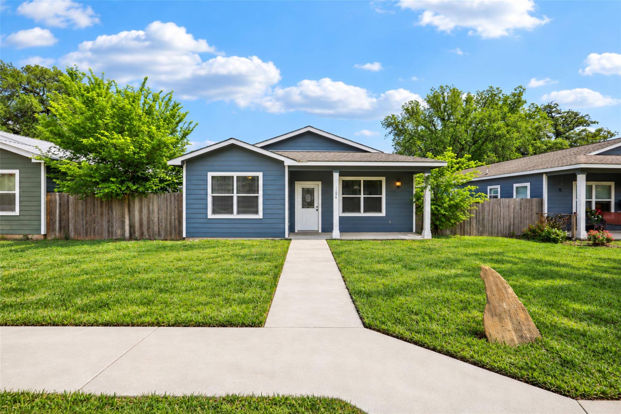 156 FM 2571, Smithville, TX 78957