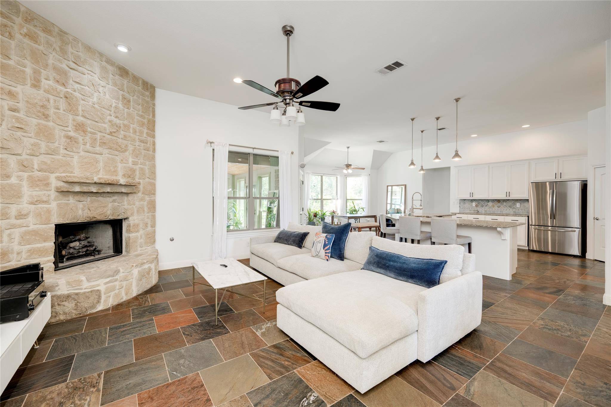 1005 Cedar Park DR, Cedar Park, TX 78613