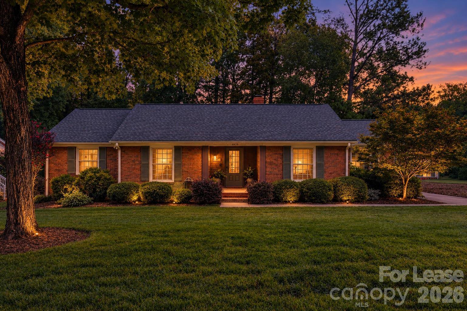 4323 Emory LN, Charlotte, NC 28211