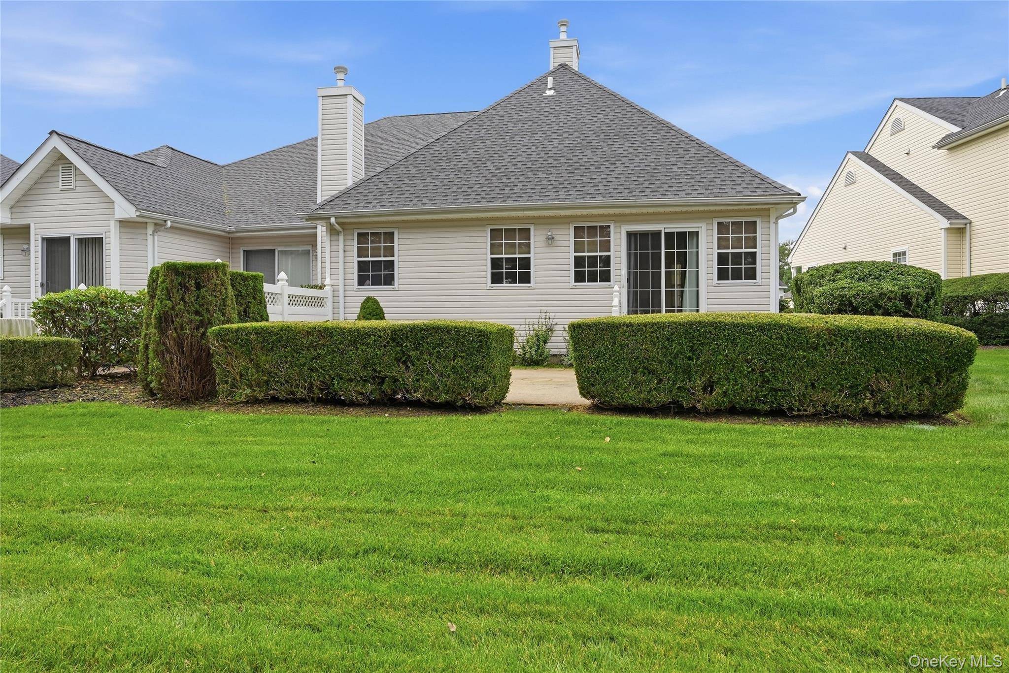 120 Scenic Lake DR, Riverhead, NY 11901