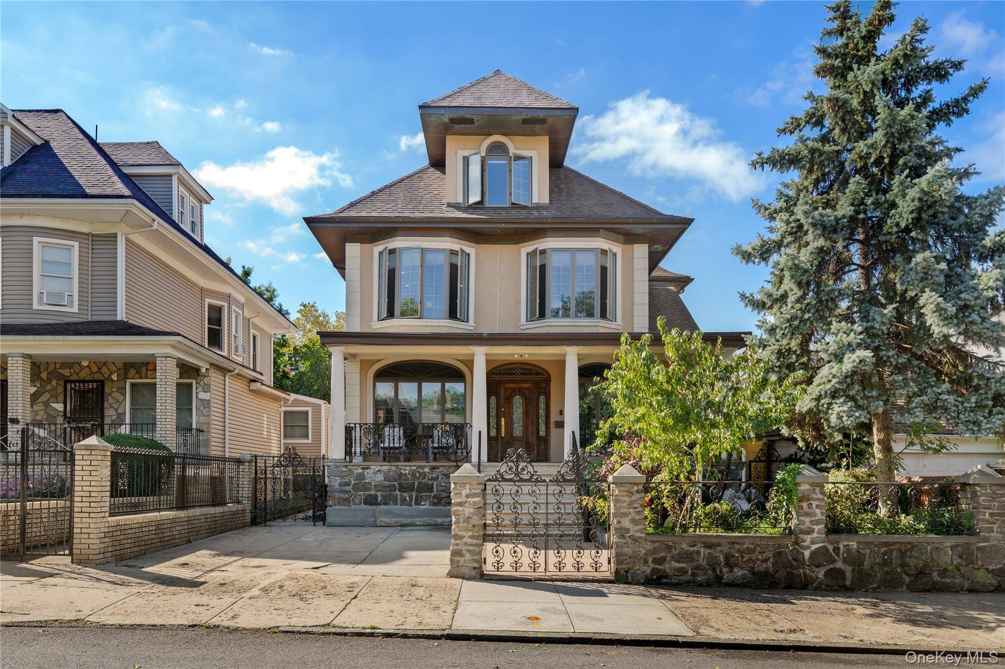 214 80th ST, Brooklyn, NY 11209