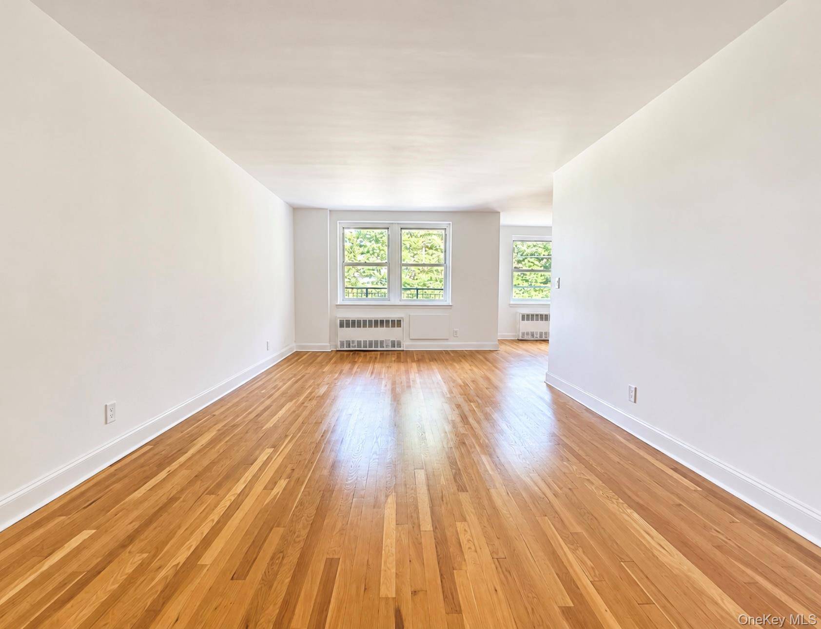 440 Warburton Avenu AVE #4J, Yonkers, NY 10701