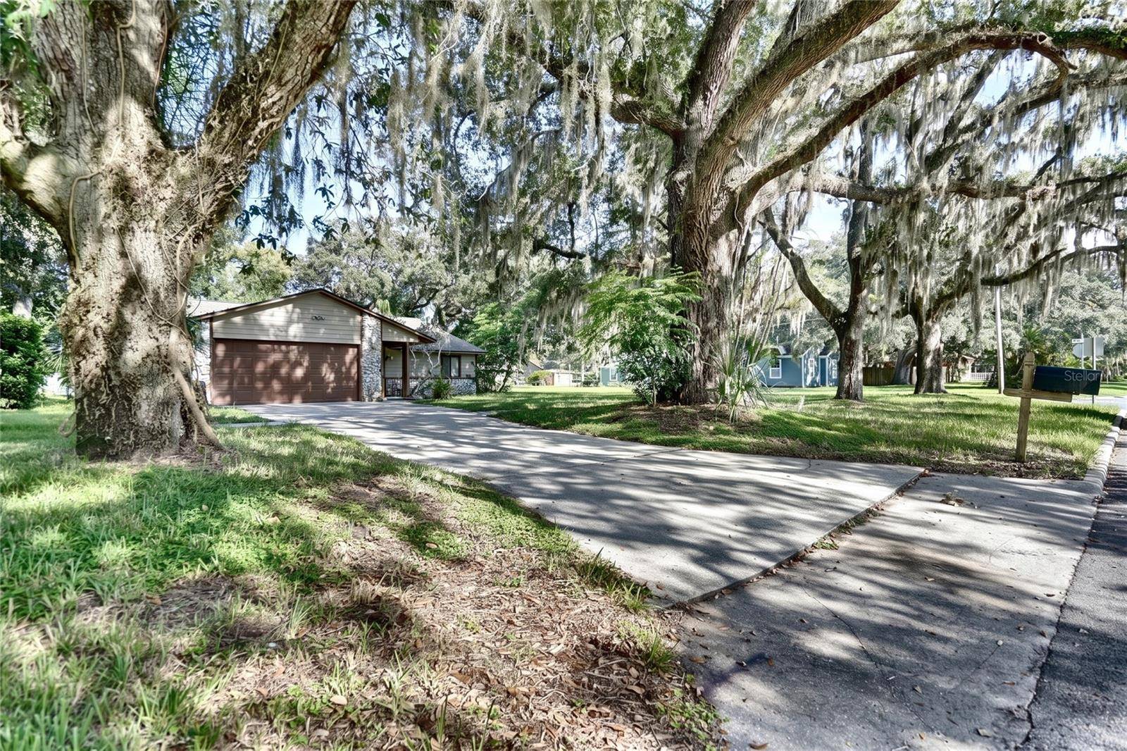 101 N ELLIOTT AVE, Sanford, FL 32771