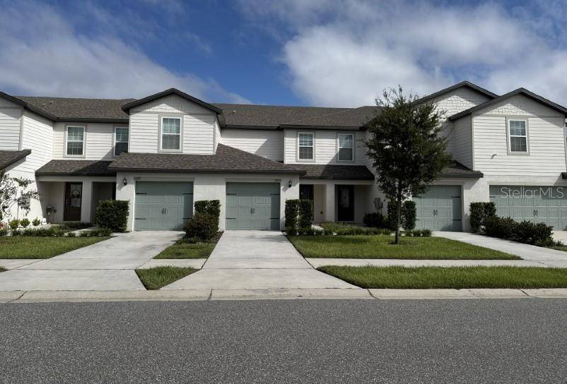 1695 WYNFORD CIR, Tavares, FL 32778