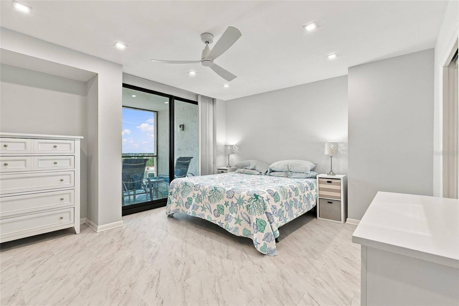 707 S GULFSTREAM AVE #1006, Sarasota, FL 34236