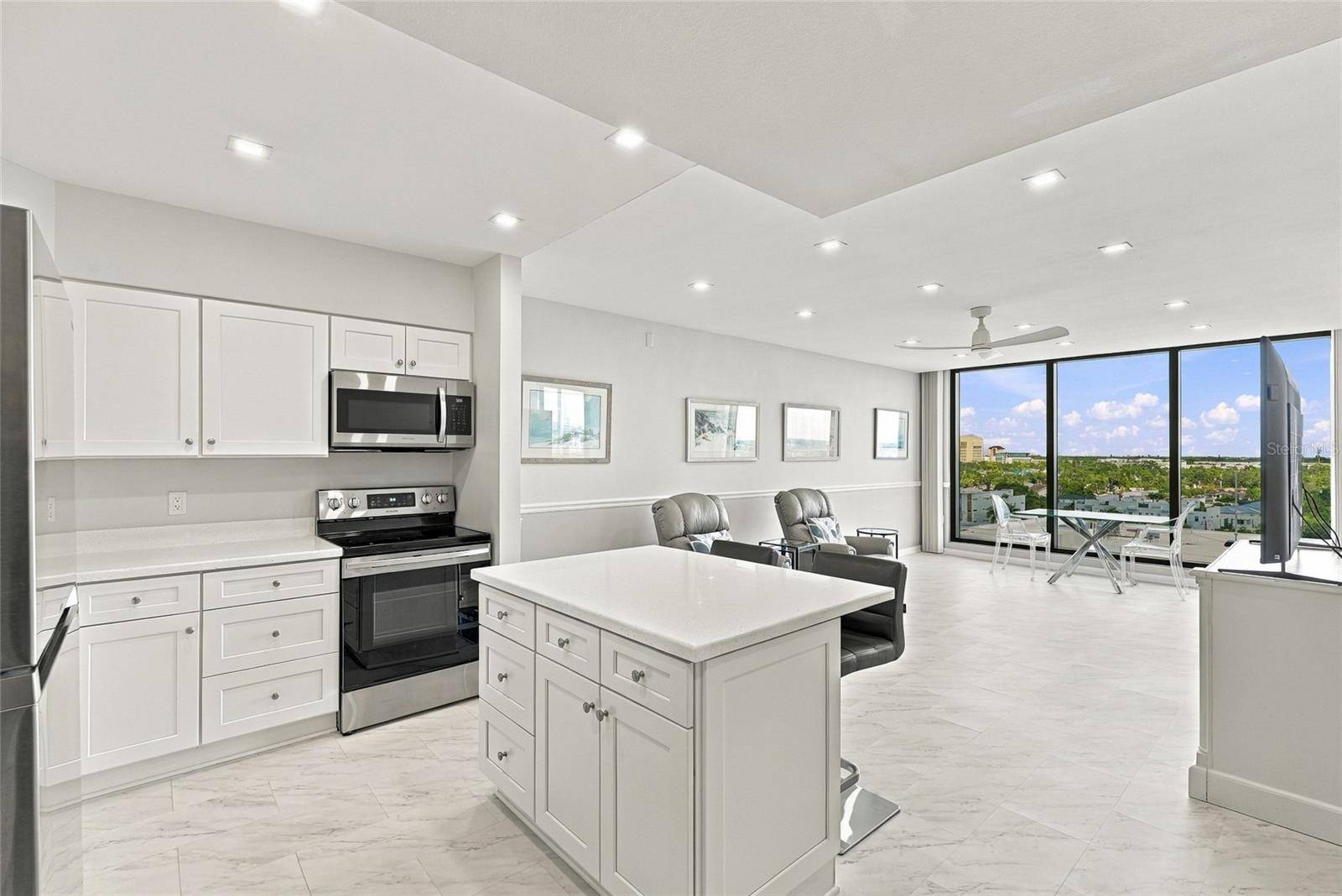 707 S GULFSTREAM AVE #1006, Sarasota, FL 34236