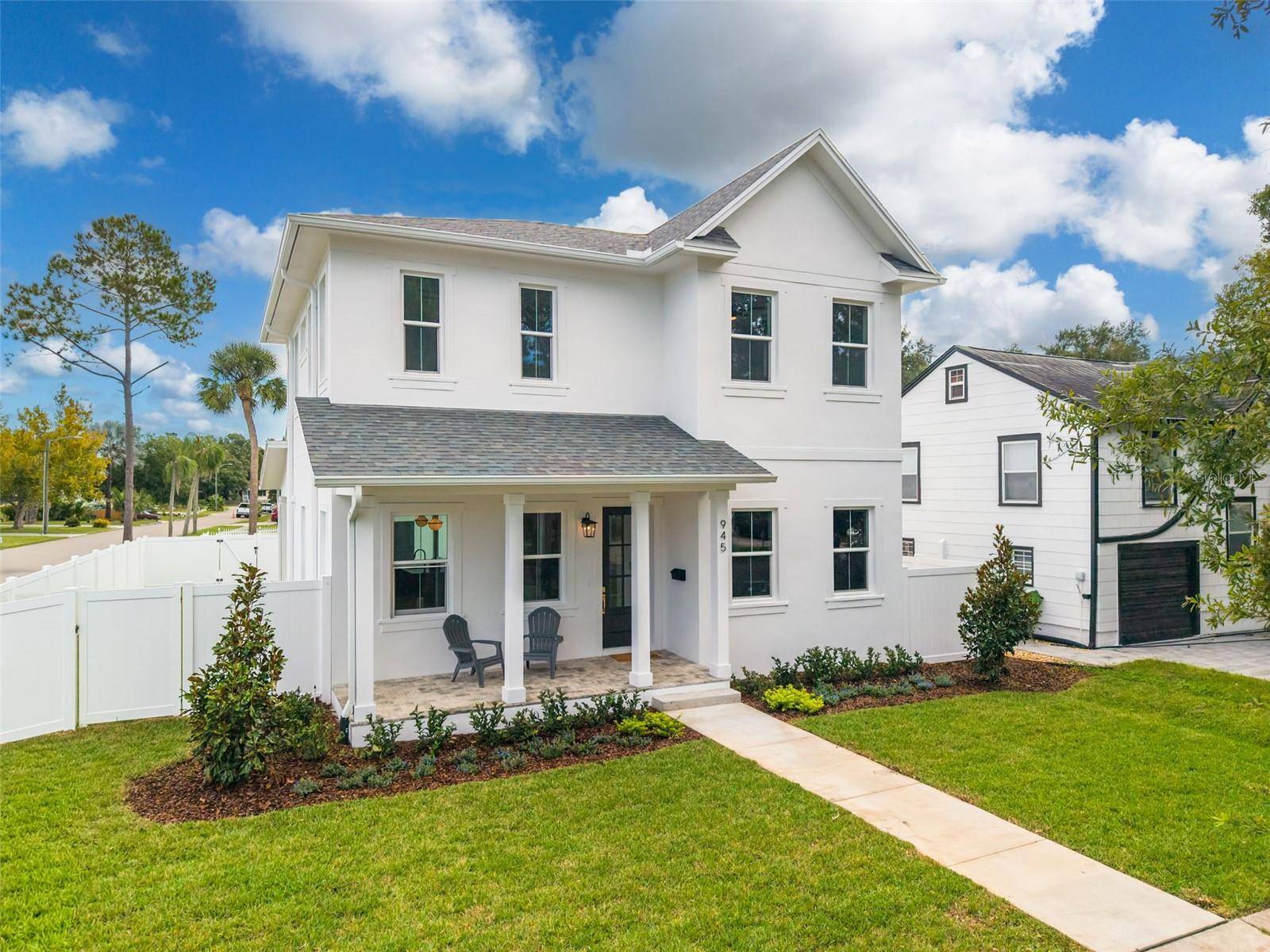 945 29TH ST N, St Petersburg, FL 33713