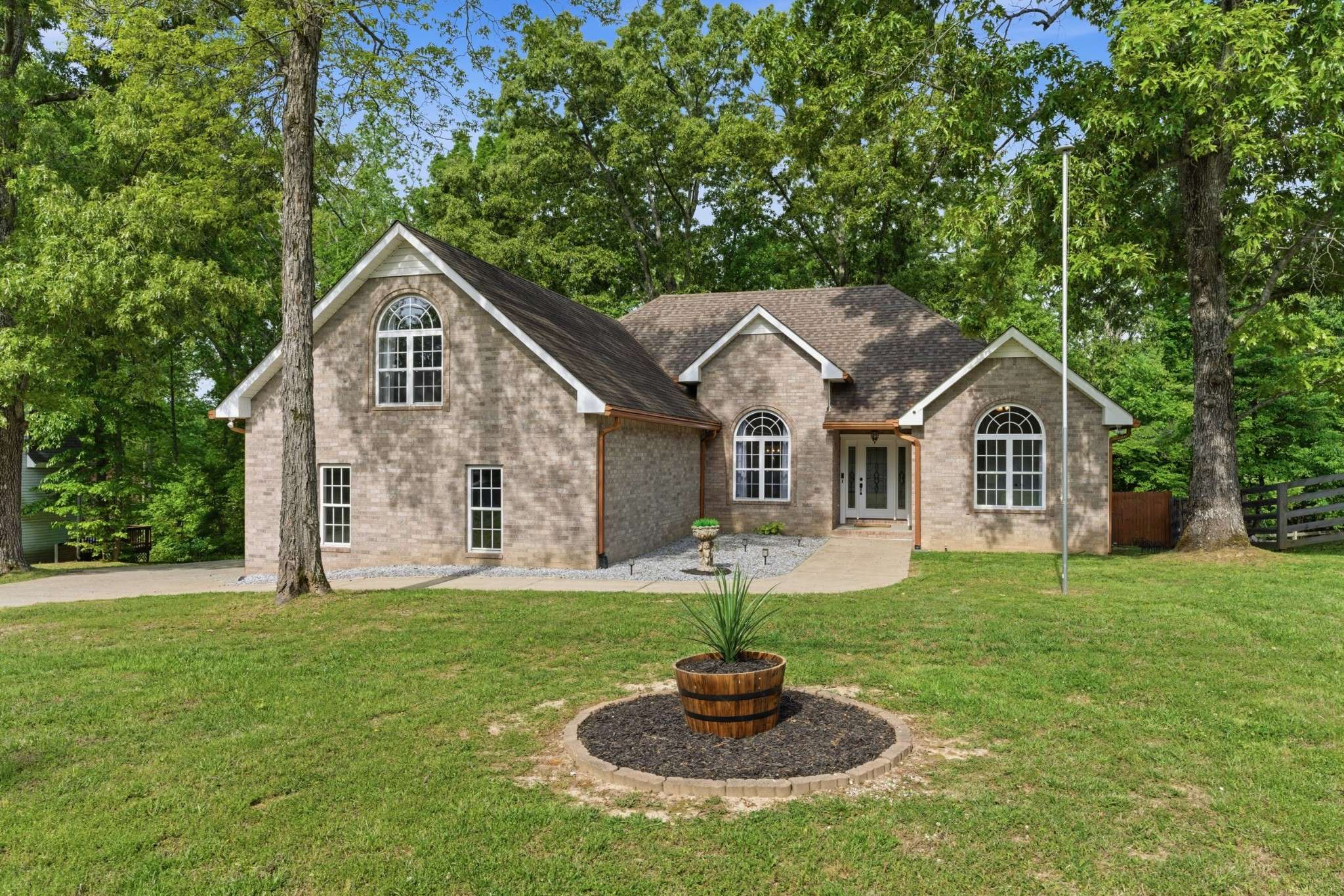 7229 Dice Lampley Rd, Fairview, TN 37062