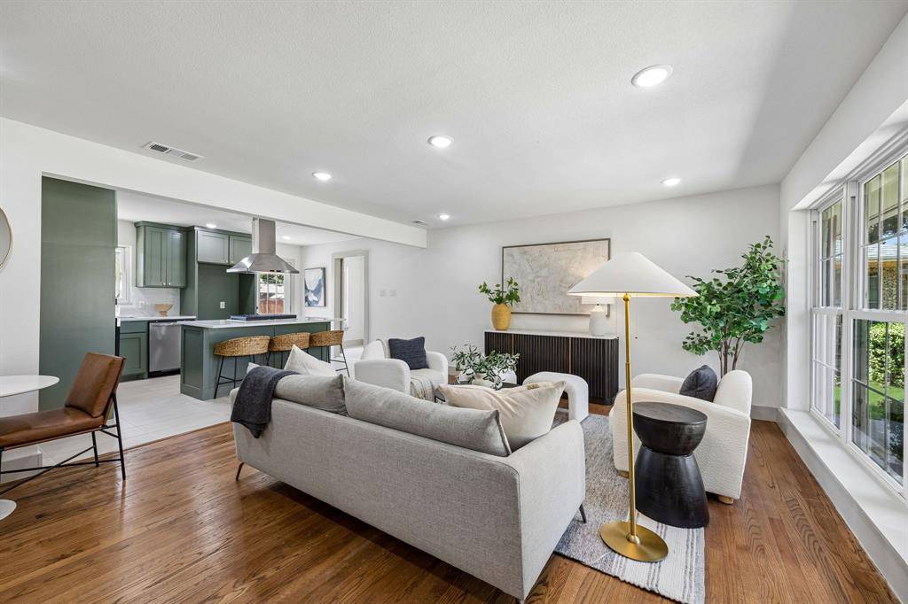 10060 San Lorenzo Drive, Dallas, TX 75228