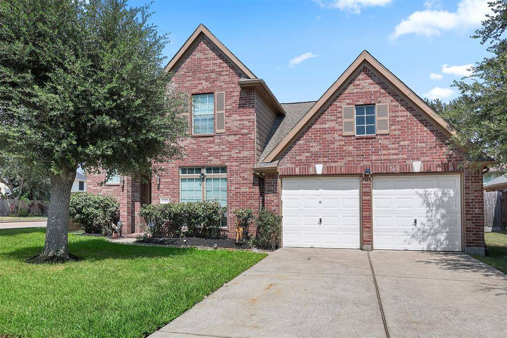 11001 Thornwood Drive, La Porte, TX 77571