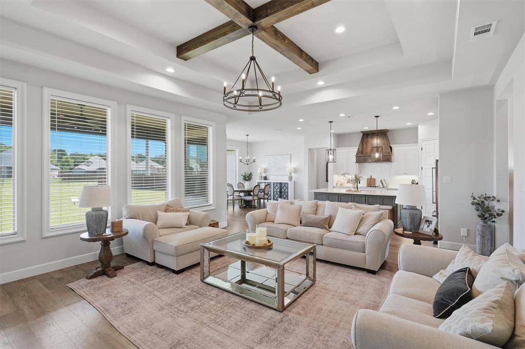 1525 Blue Lake Drive, Burleson, TX 76058