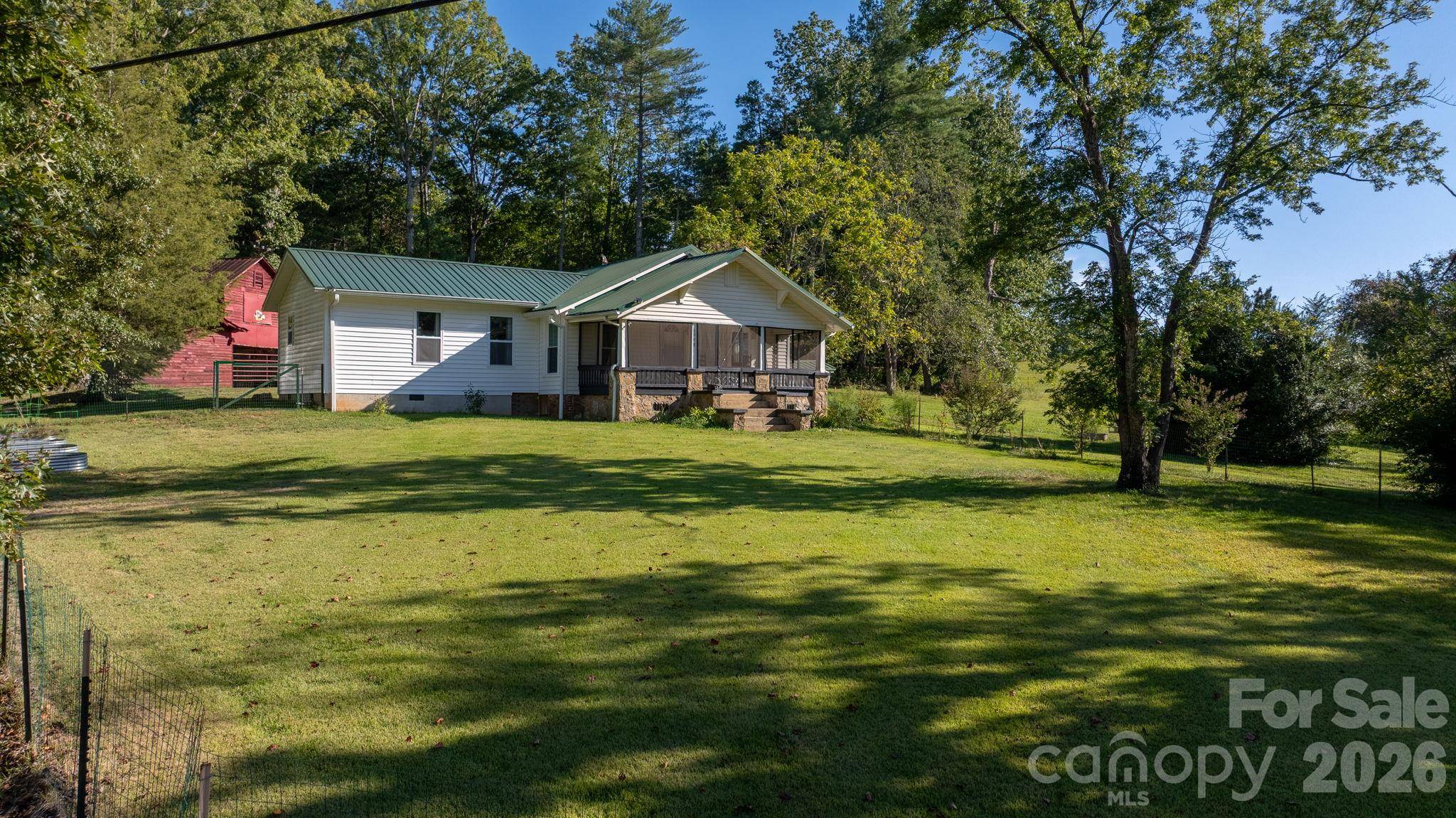 6998 Nobby Lail RD, Connelly Springs, NC 28612
