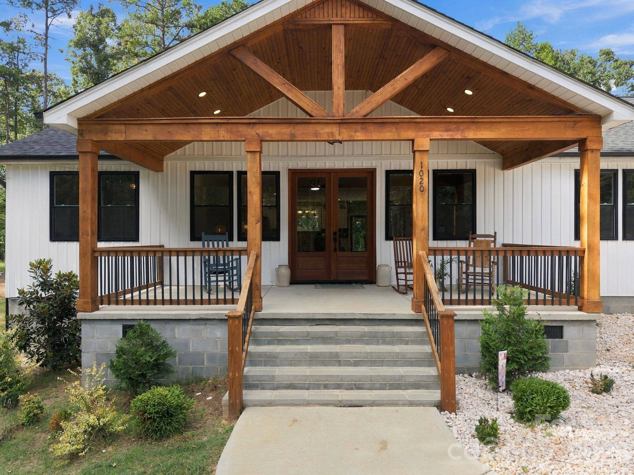 1020 Rock Pond LN, Salisbury, NC 28146