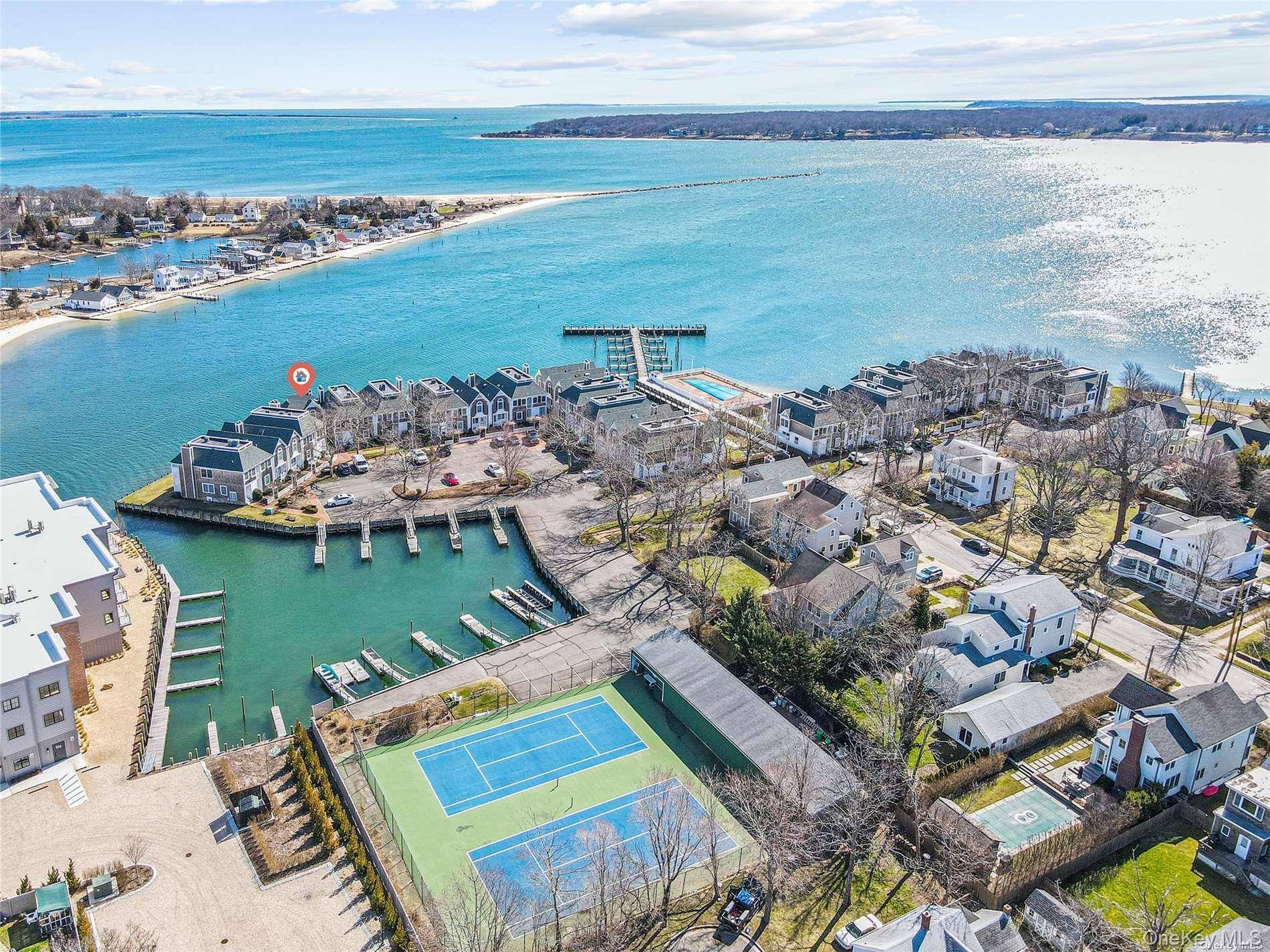 40 Stirling CV, Greenport, NY 11944